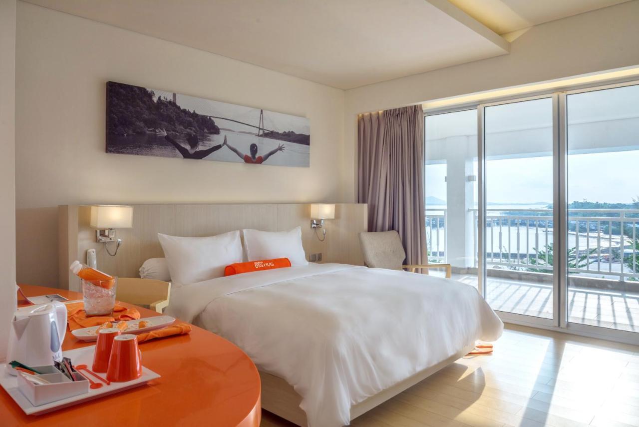 แฮริส รีสอร์ต บาตัม บาเรลัง Hotel Sagulung ภายนอก รูปภาพ