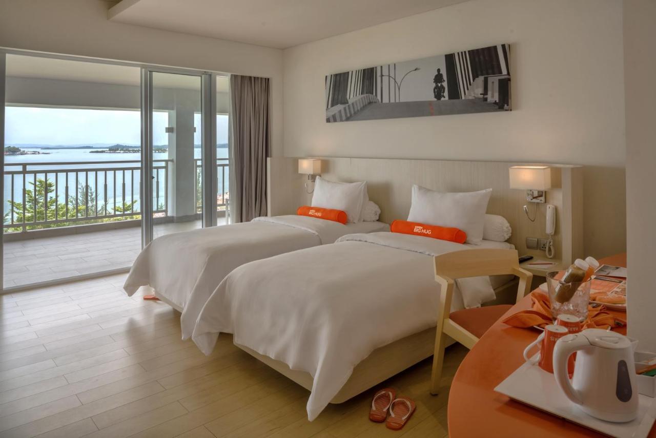 แฮริส รีสอร์ต บาตัม บาเรลัง Hotel Sagulung ภายนอก รูปภาพ